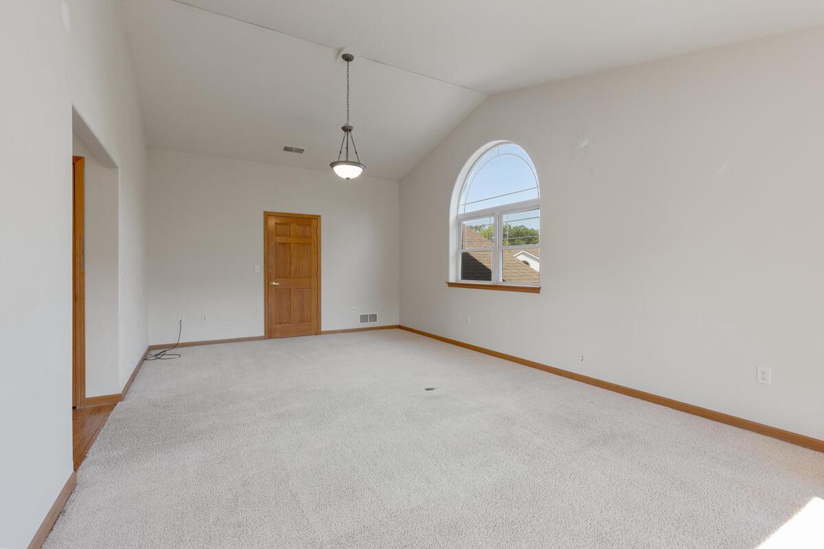 420 East Veterans WAY 8