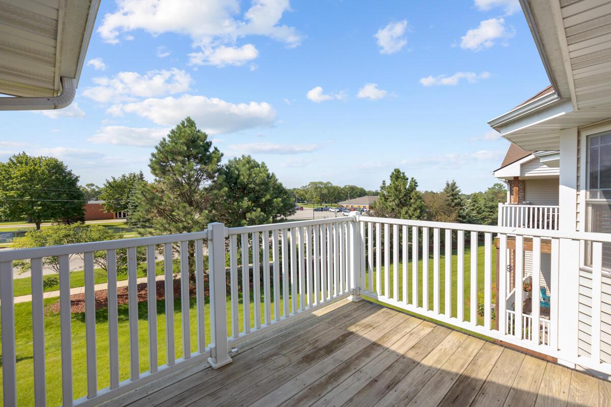 420 East Veterans WAY 8