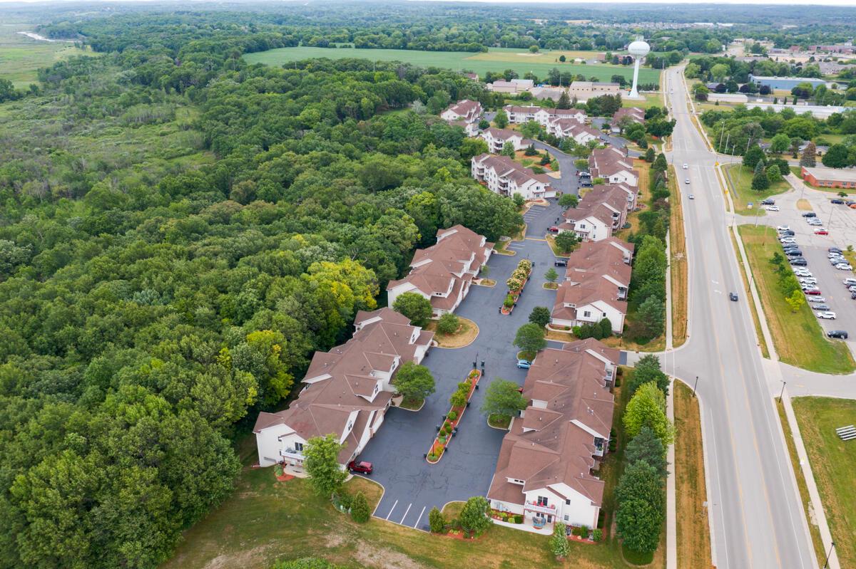 420 East Veterans WAY 8