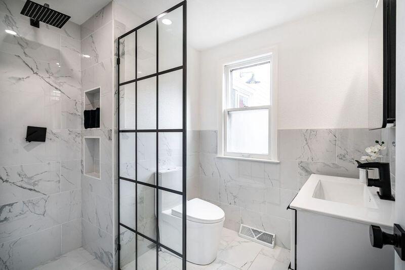 1219 North 85 STREET