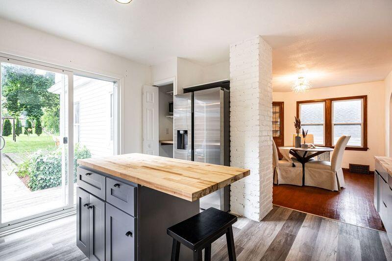 1219 North 85 STREET