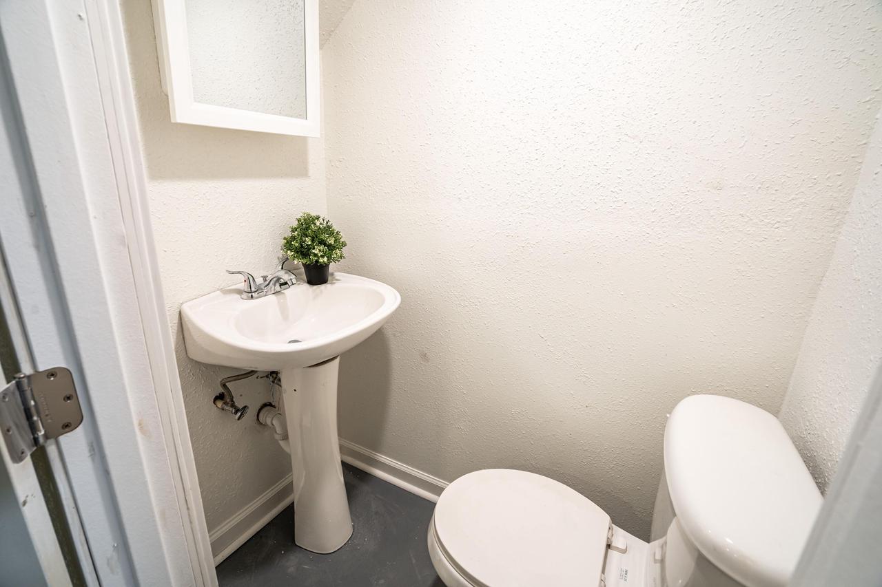 1219 North 85 STREET