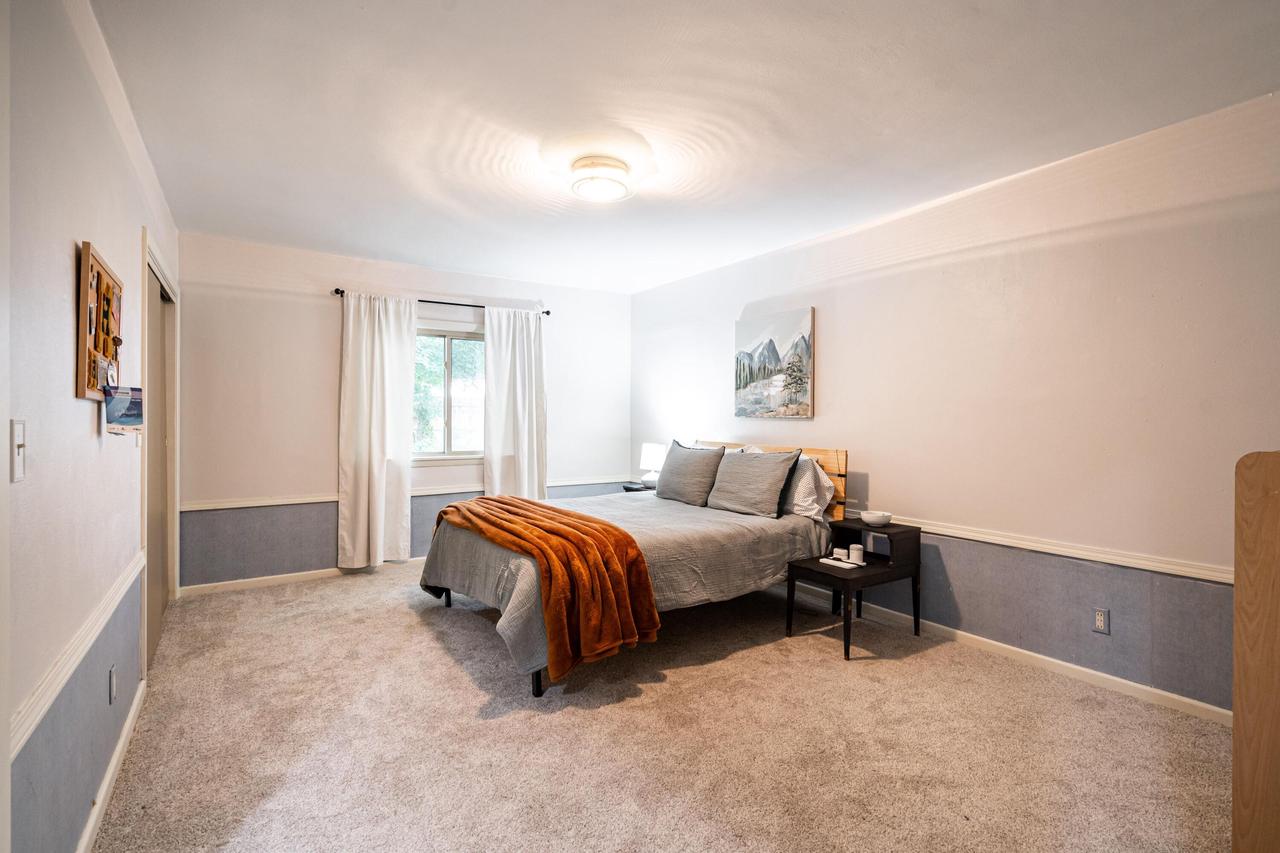 7425 Portland AVENUE