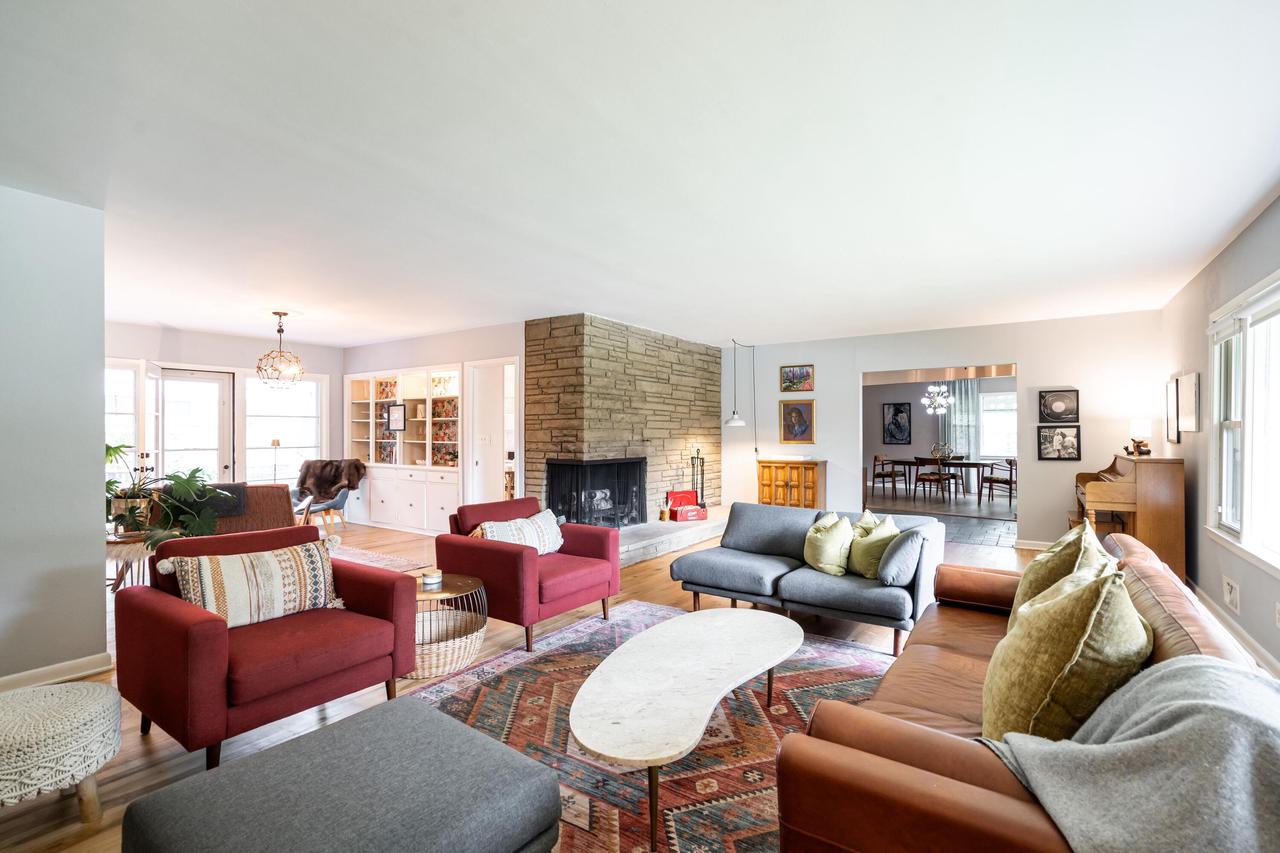 7425 Portland AVENUE