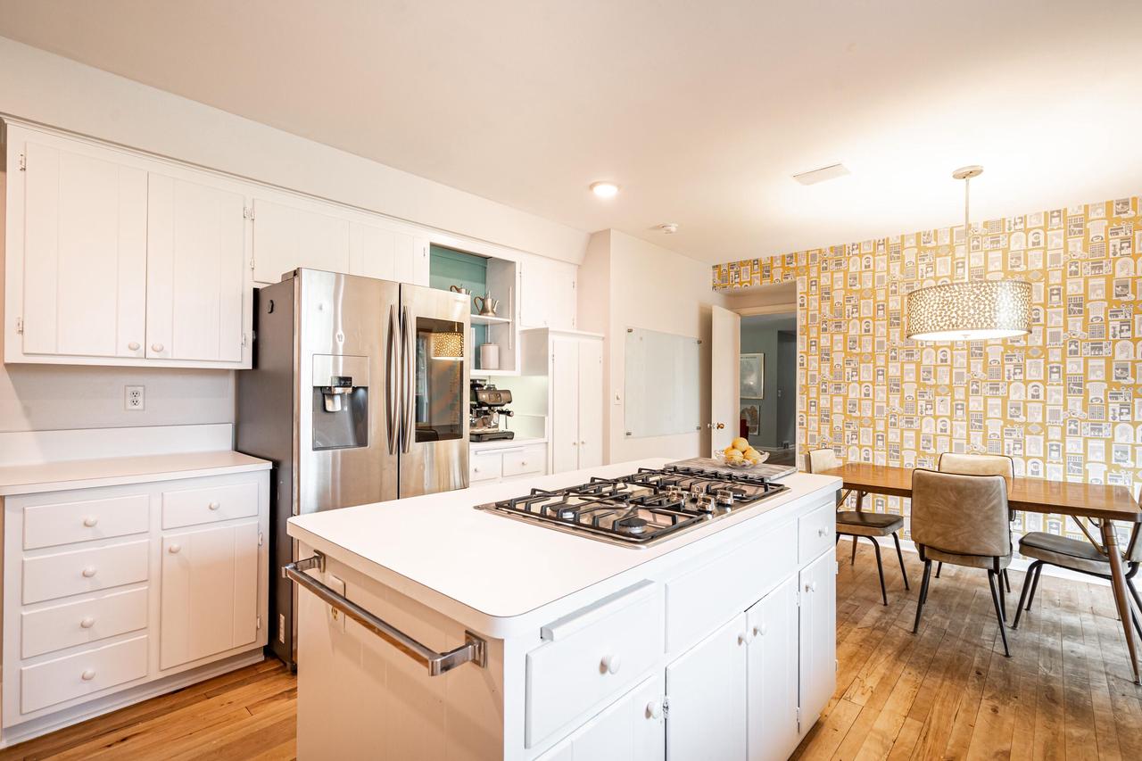 7425 Portland AVENUE