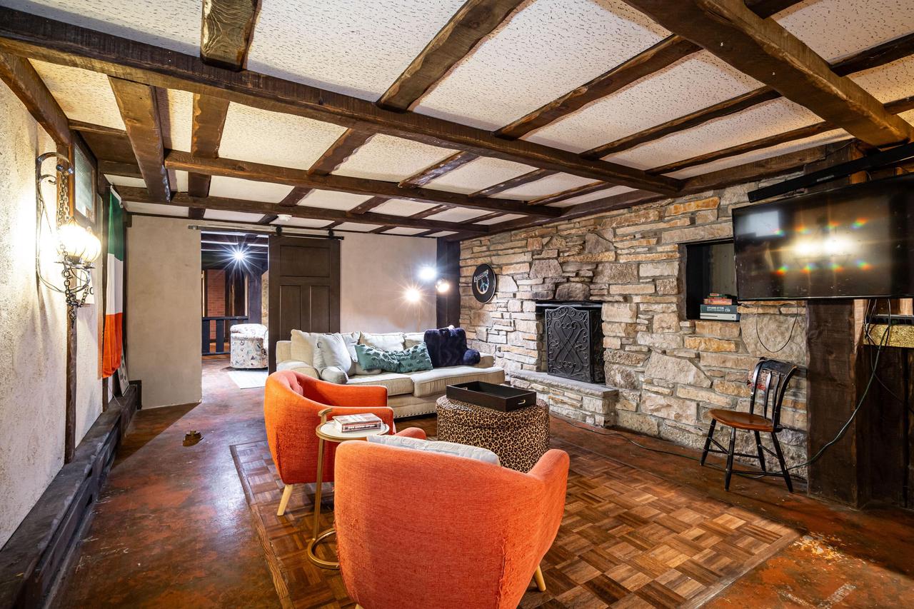 7425 Portland AVENUE