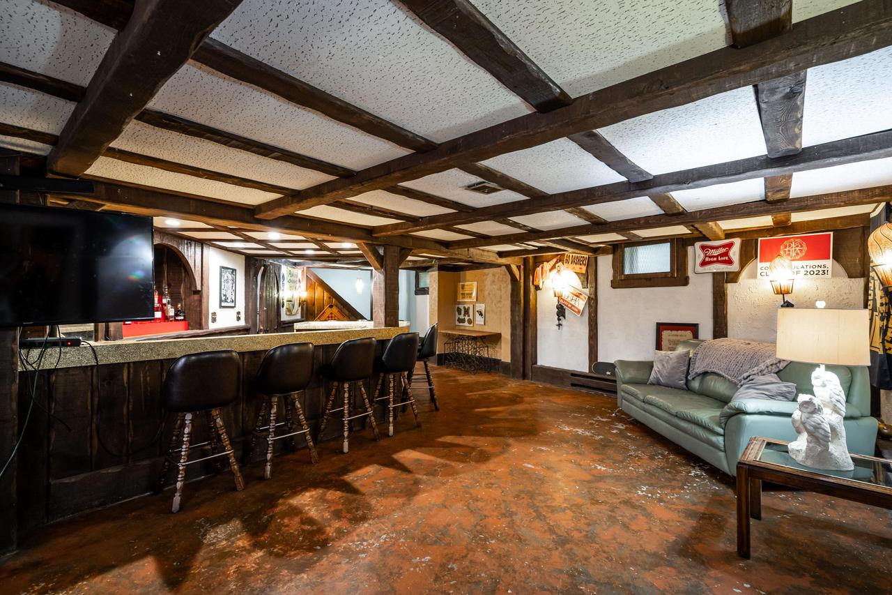 7425 Portland AVENUE