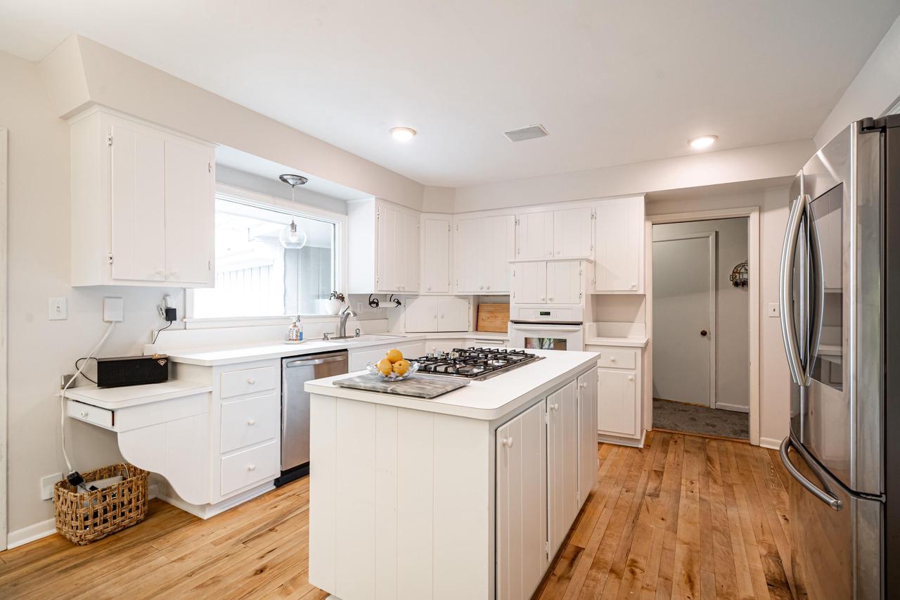 7425 Portland AVENUE