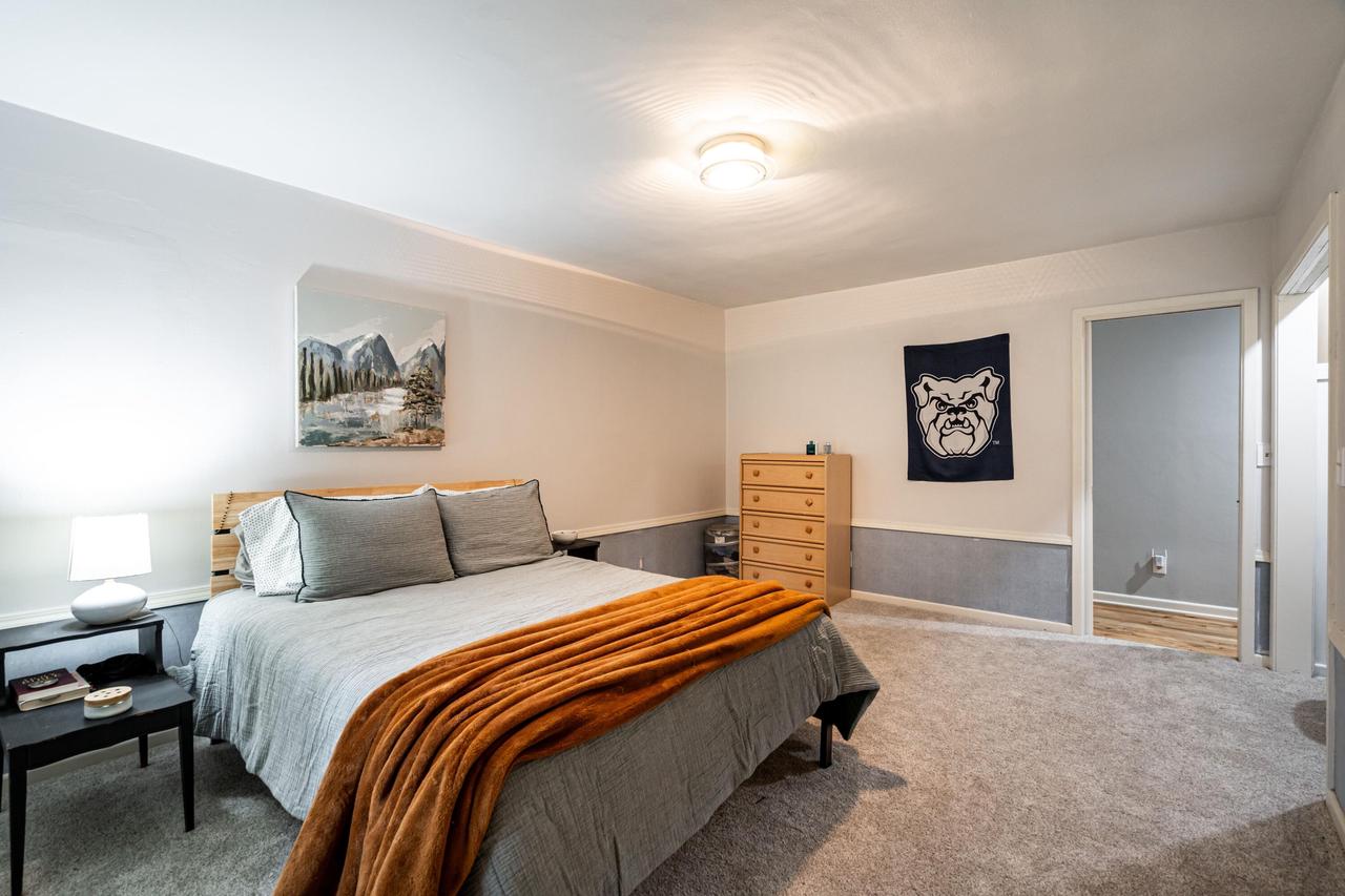 7425 Portland AVENUE