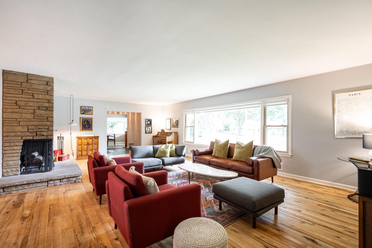 7425 Portland AVENUE