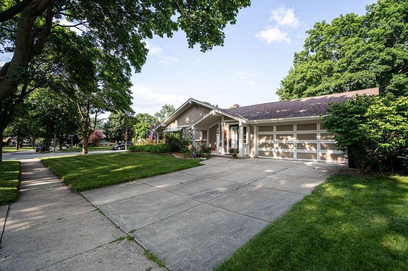 7425 Portland AVENUE