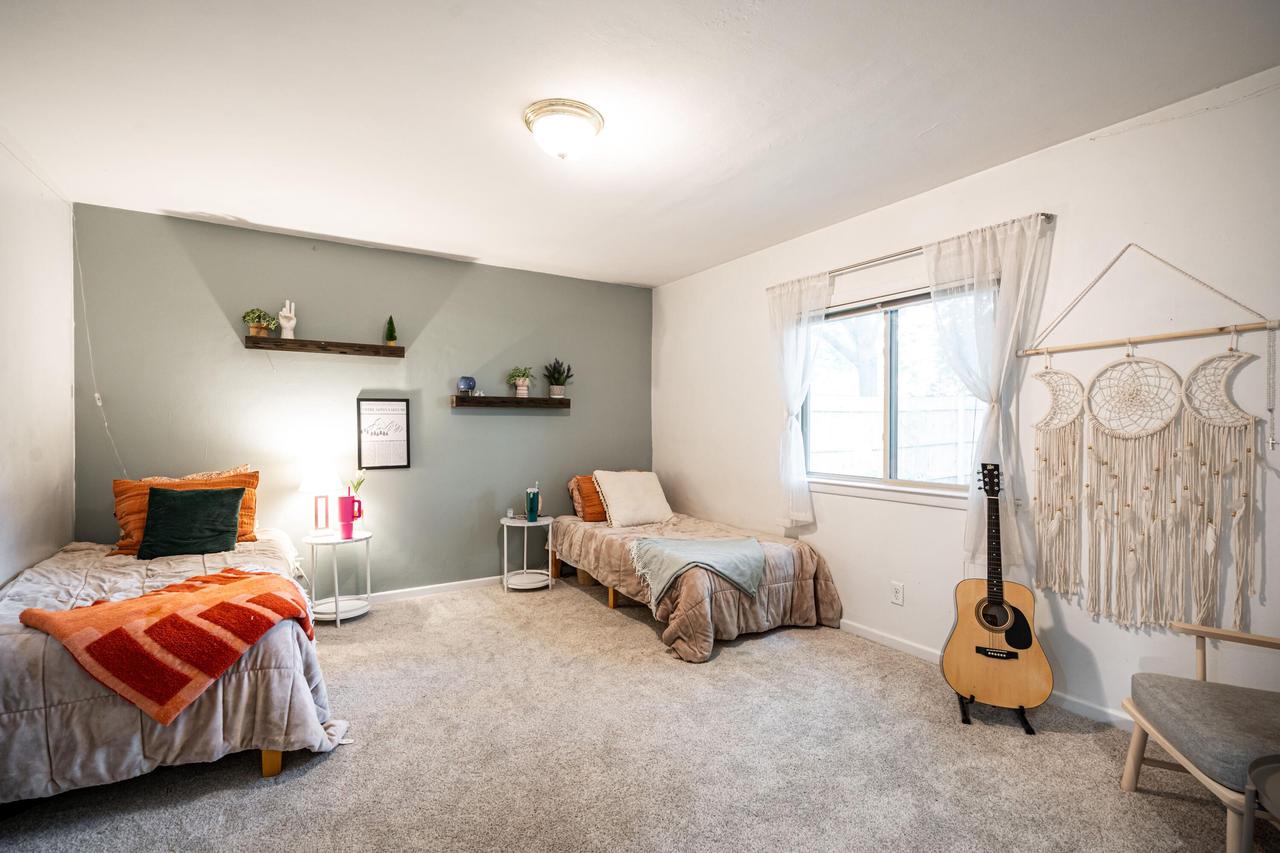 7425 Portland AVENUE