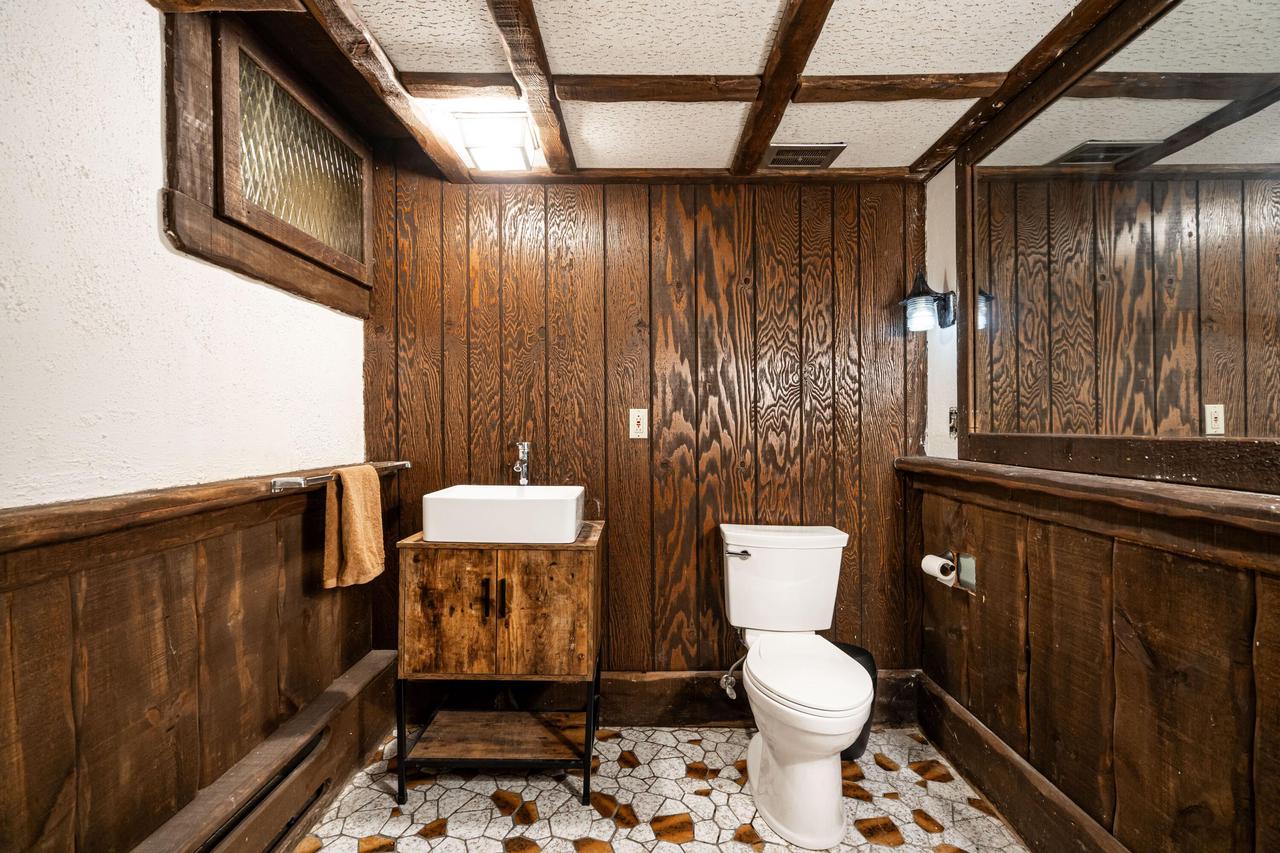 7425 Portland AVENUE