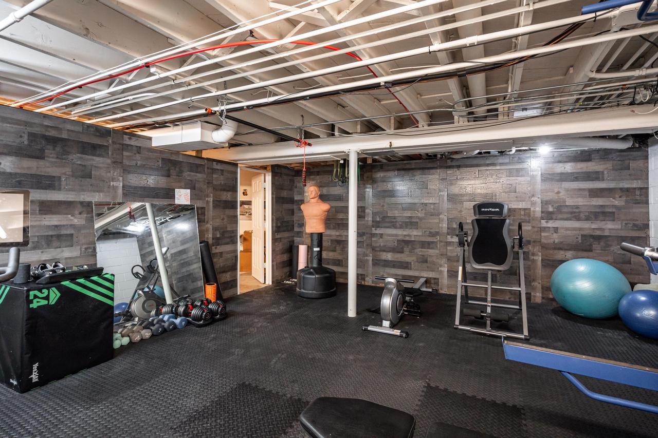 7425 Portland AVENUE