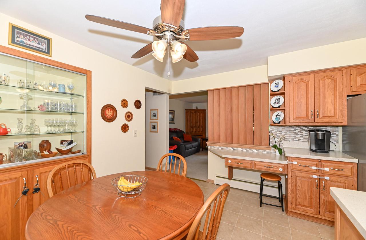 8706 West Burdick AVENUE