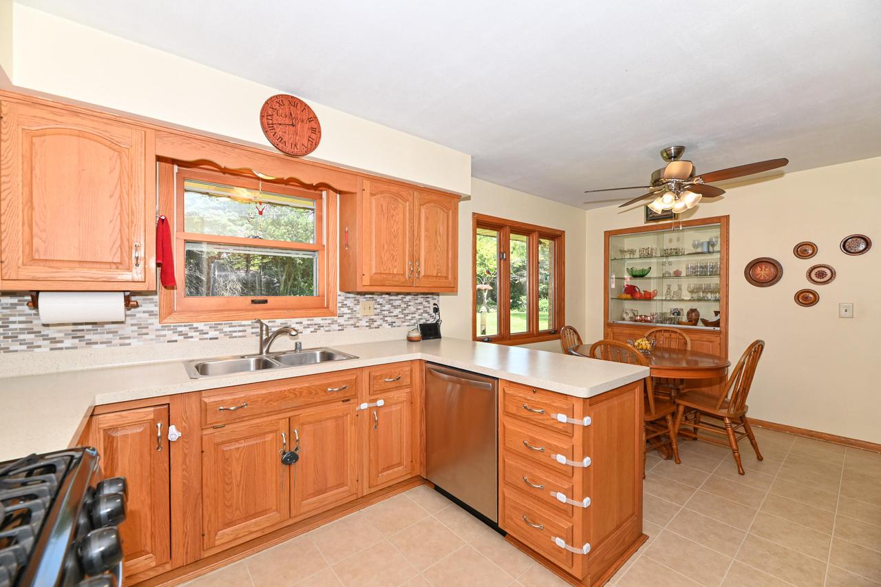 8706 West Burdick AVENUE