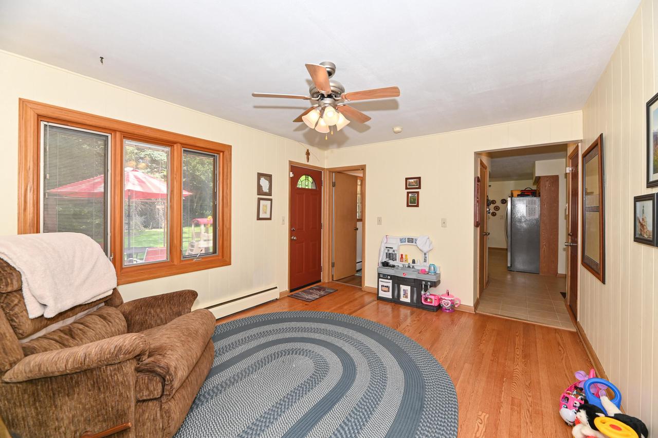 8706 West Burdick AVENUE