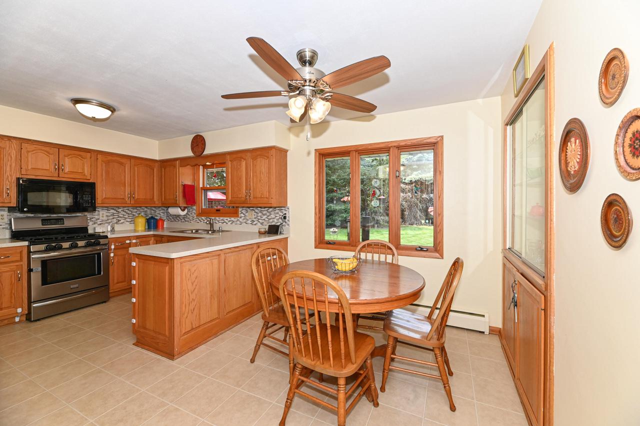 8706 West Burdick AVENUE