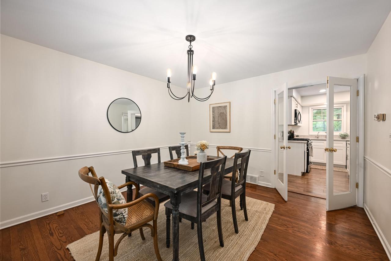 240 Indian Ridge DRIVE