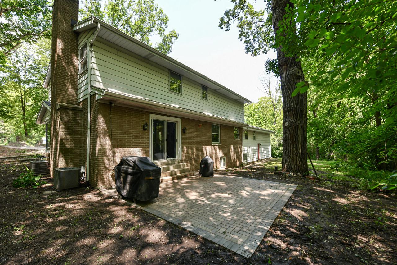 240 Indian Ridge DRIVE