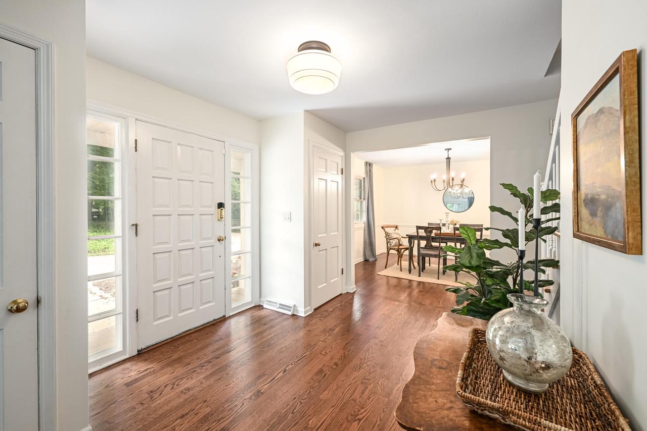 240 Indian Ridge DRIVE