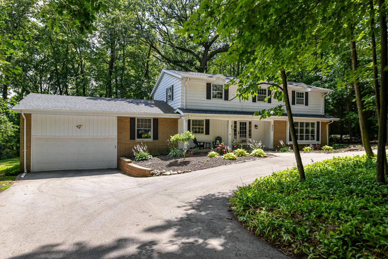 240 Indian Ridge DRIVE