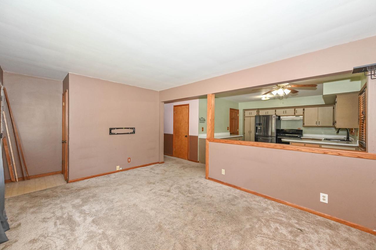 7637 West Allerton AVENUE WEST West