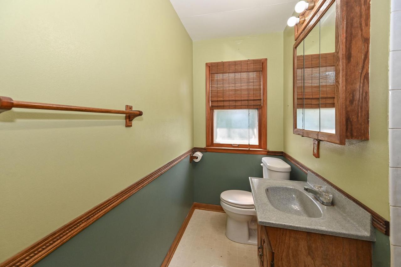 7637 West Allerton AVENUE WEST West