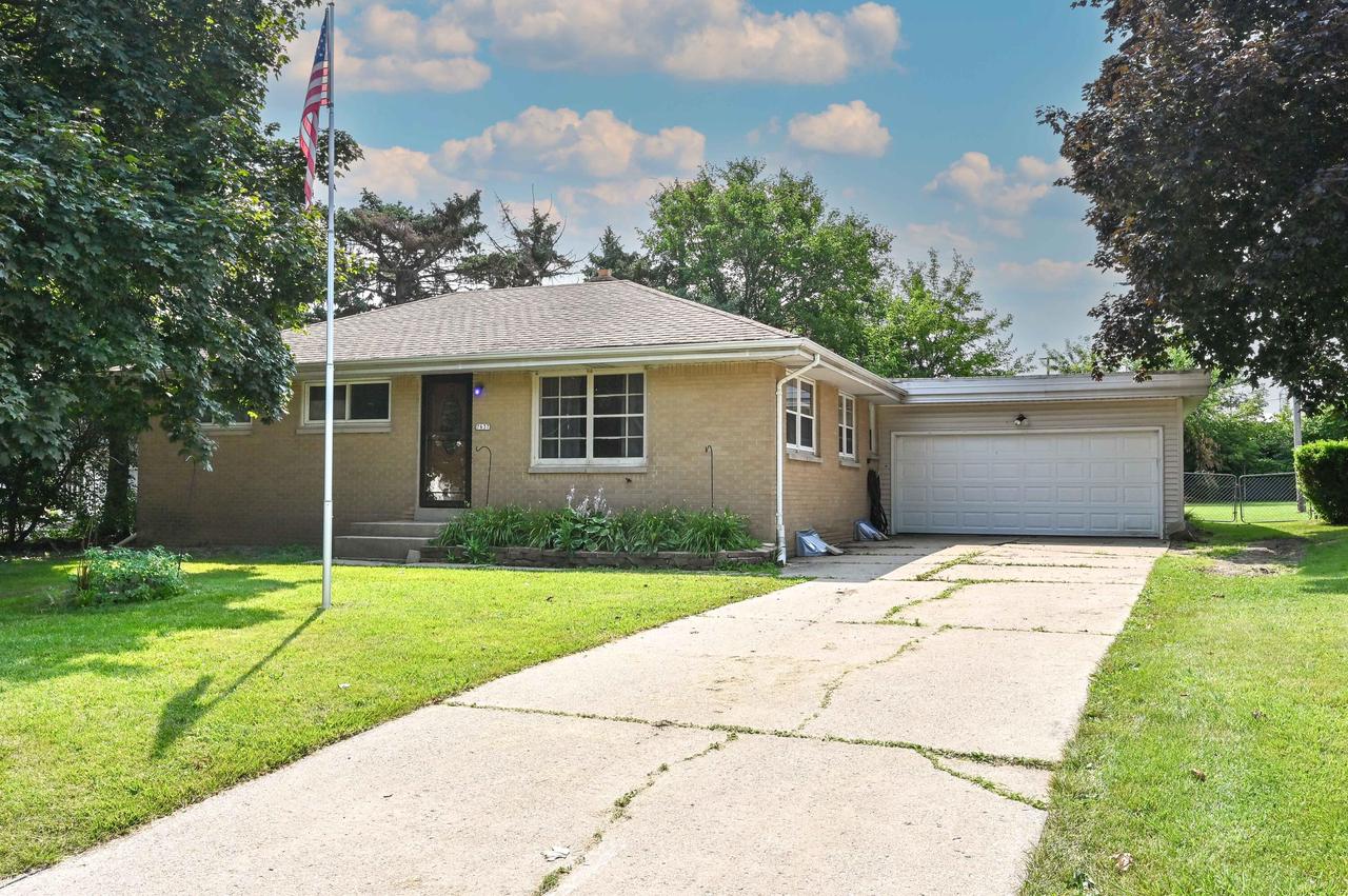 7637 West Allerton AVENUE WEST West