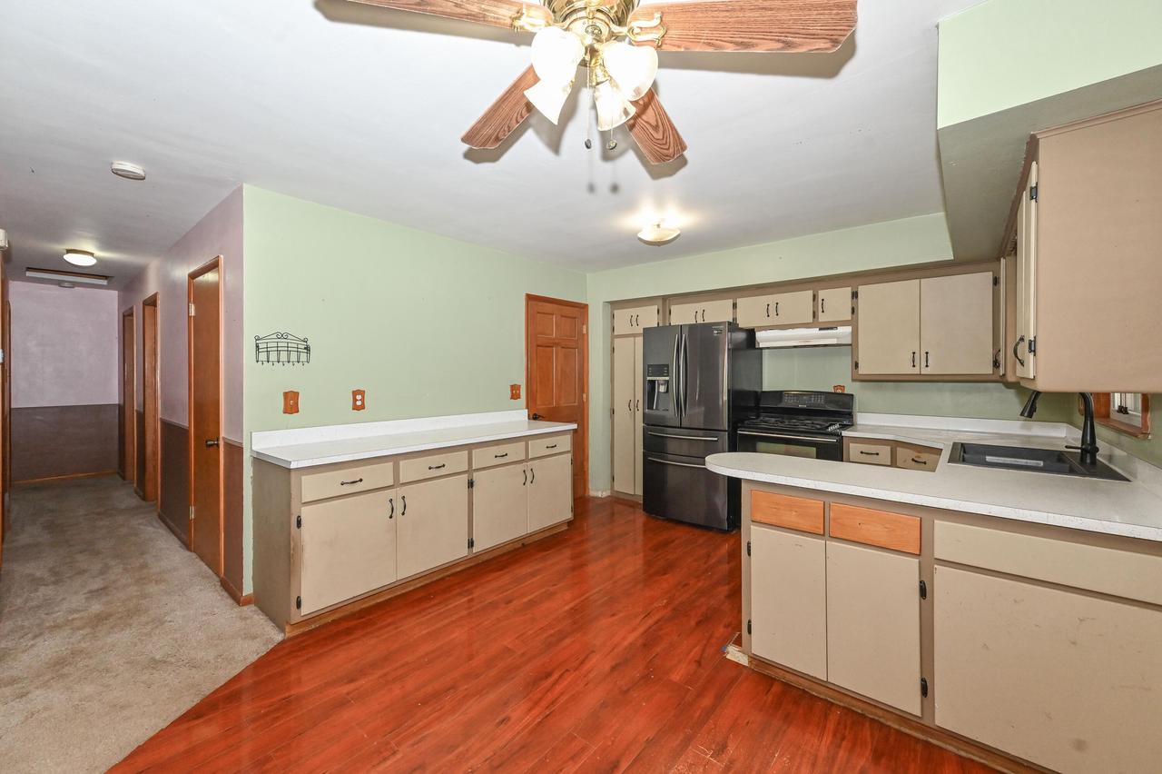 7637 West Allerton AVENUE WEST West