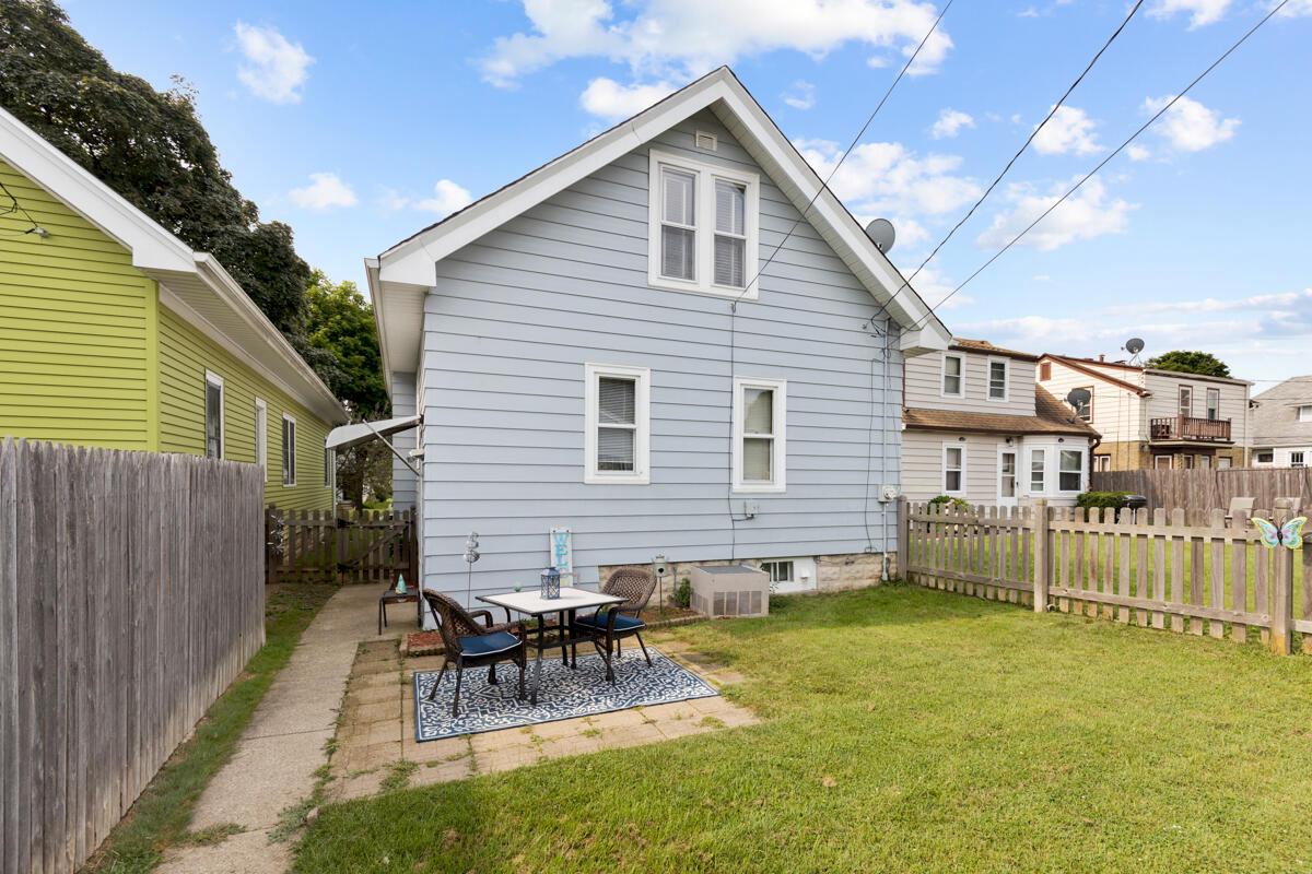 6636 West Chambers STREET