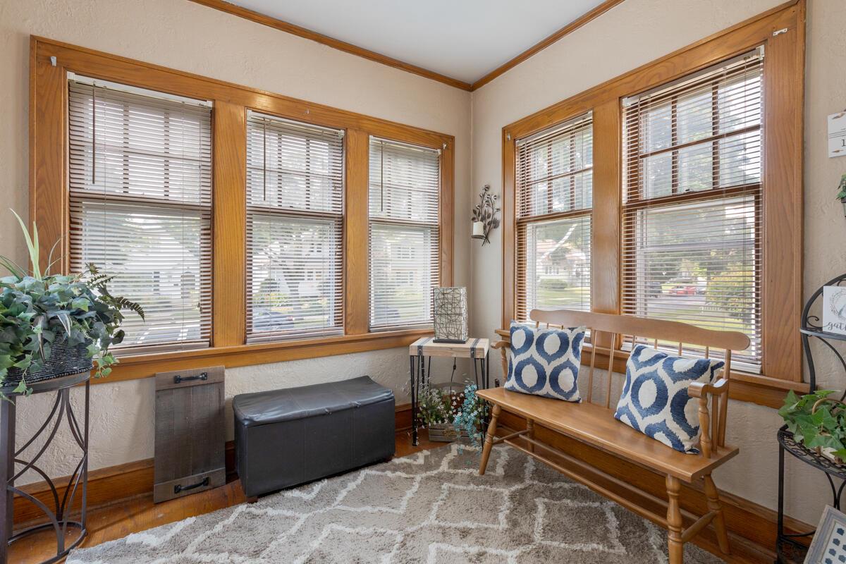 6636 West Chambers STREET