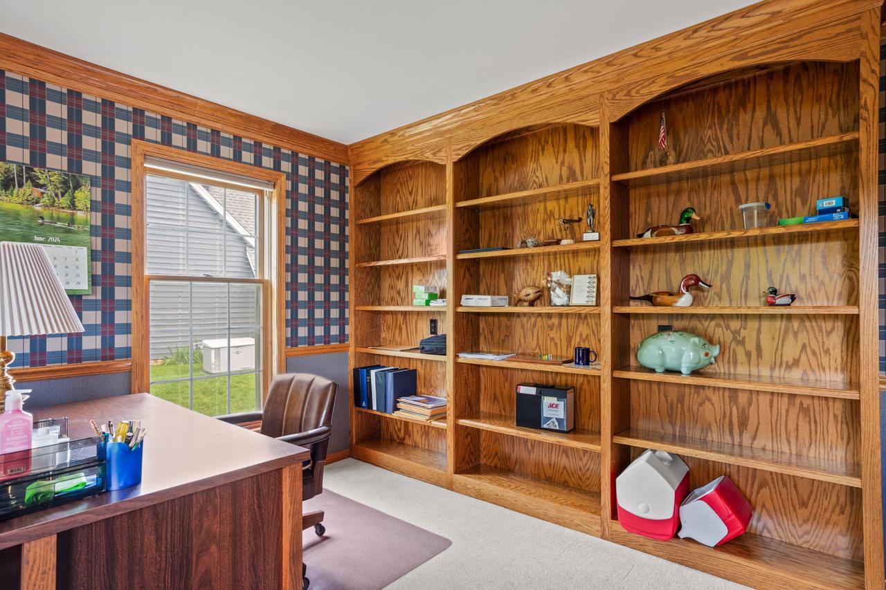 W172N4873 Greenview AVENUE