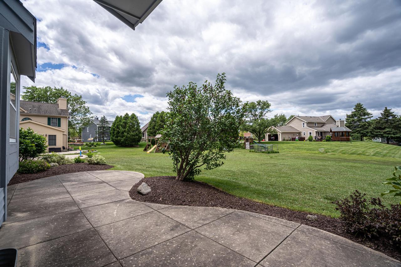 W172N4873 Greenview AVENUE