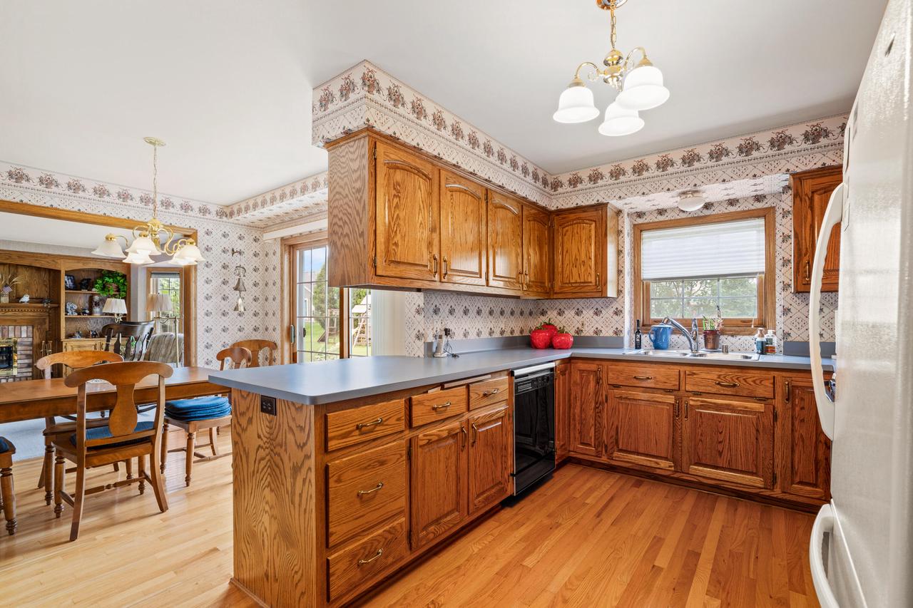 W172N4873 Greenview AVENUE