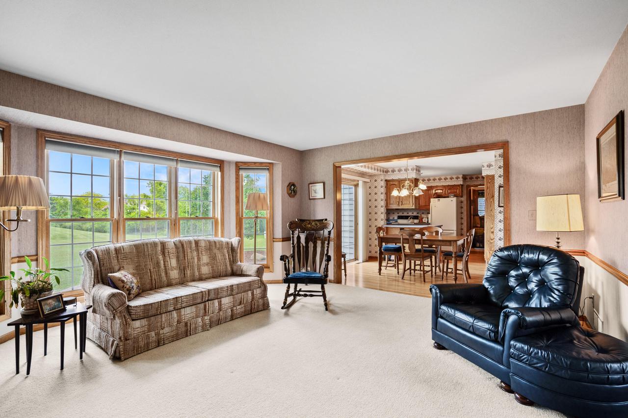 W172N4873 Greenview AVENUE