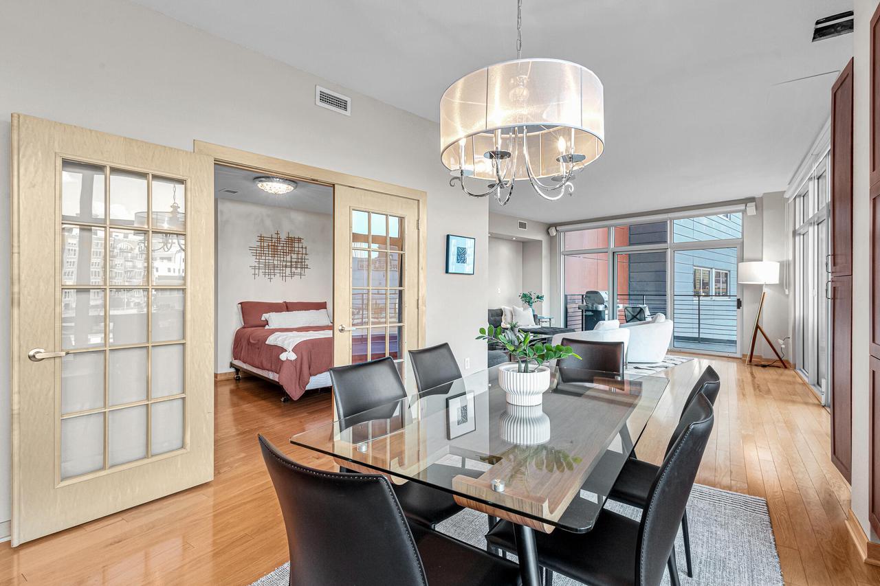 106 West Seeboth STREET 311