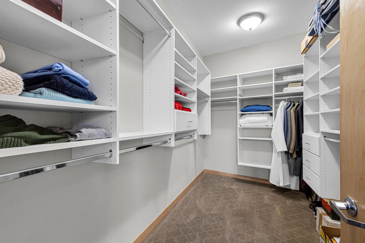 106 West Seeboth STREET 311