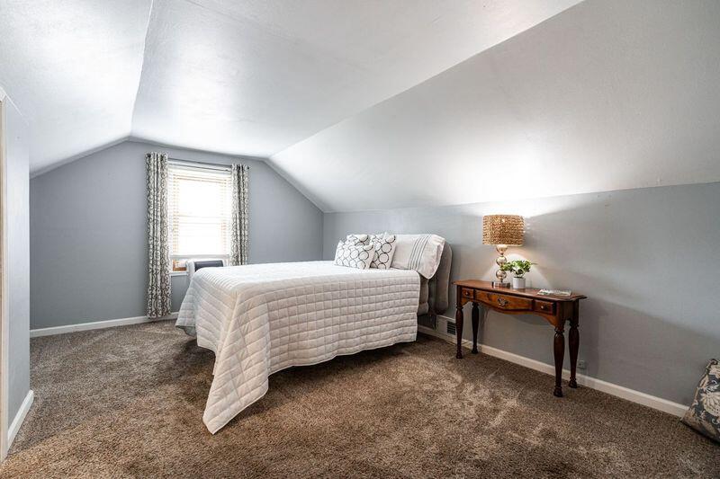 7128 West Stevenson STREET