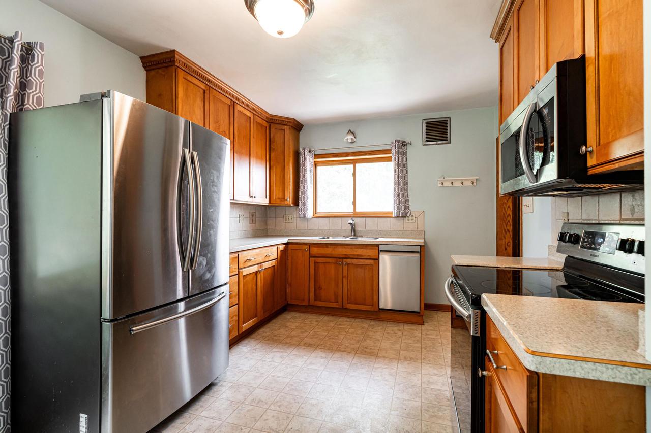 7128 West Stevenson STREET