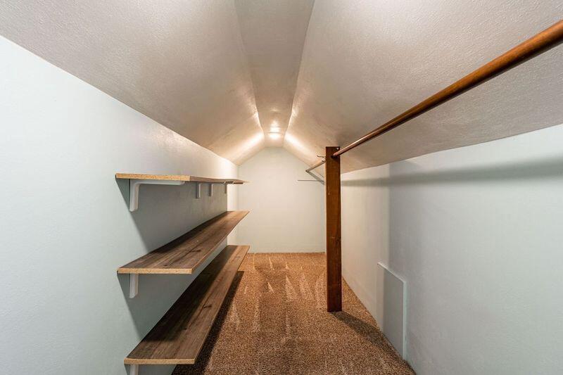 7128 West Stevenson STREET