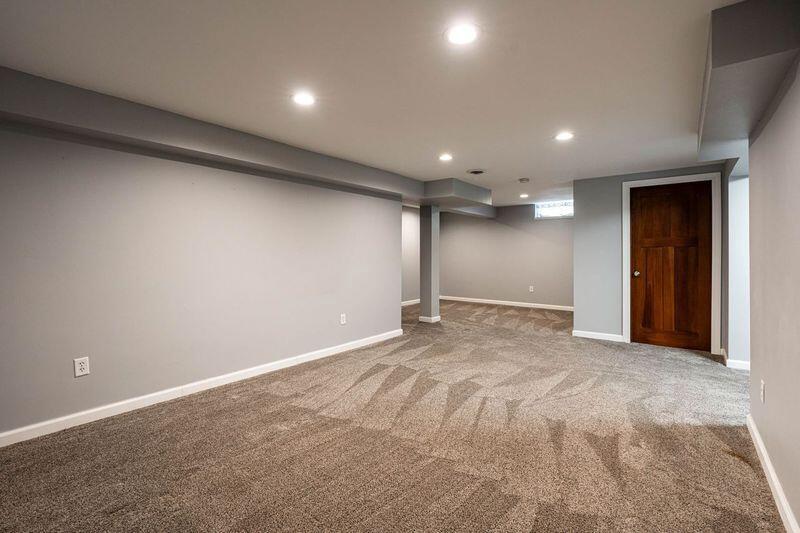 7128 West Stevenson STREET