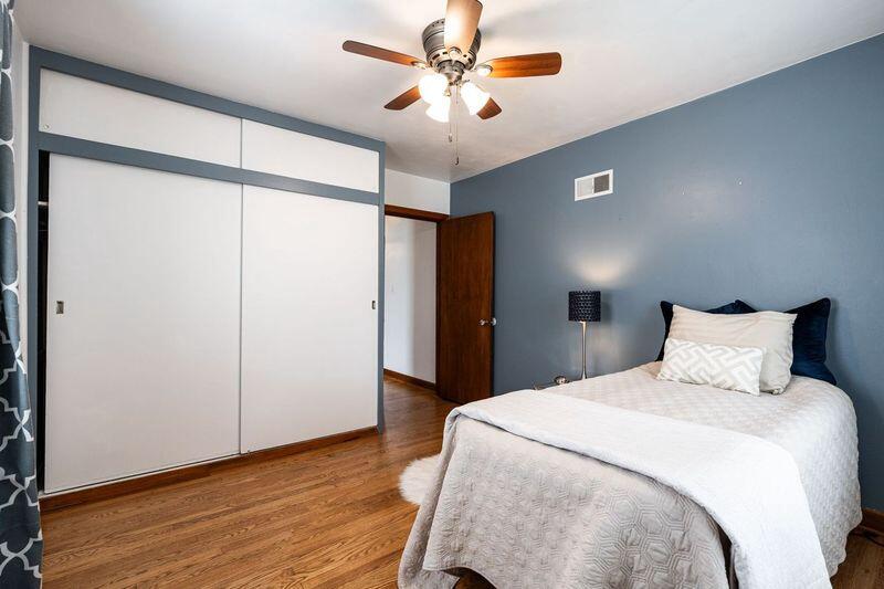 7128 West Stevenson STREET