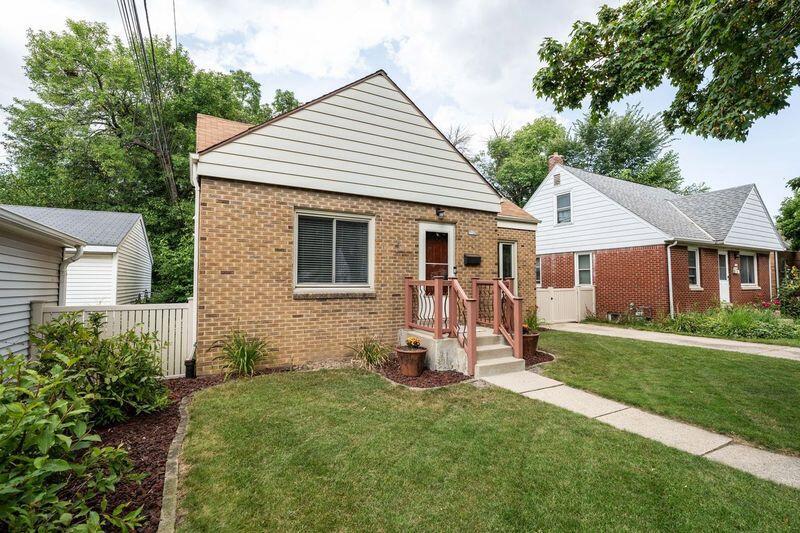 7128 West Stevenson STREET