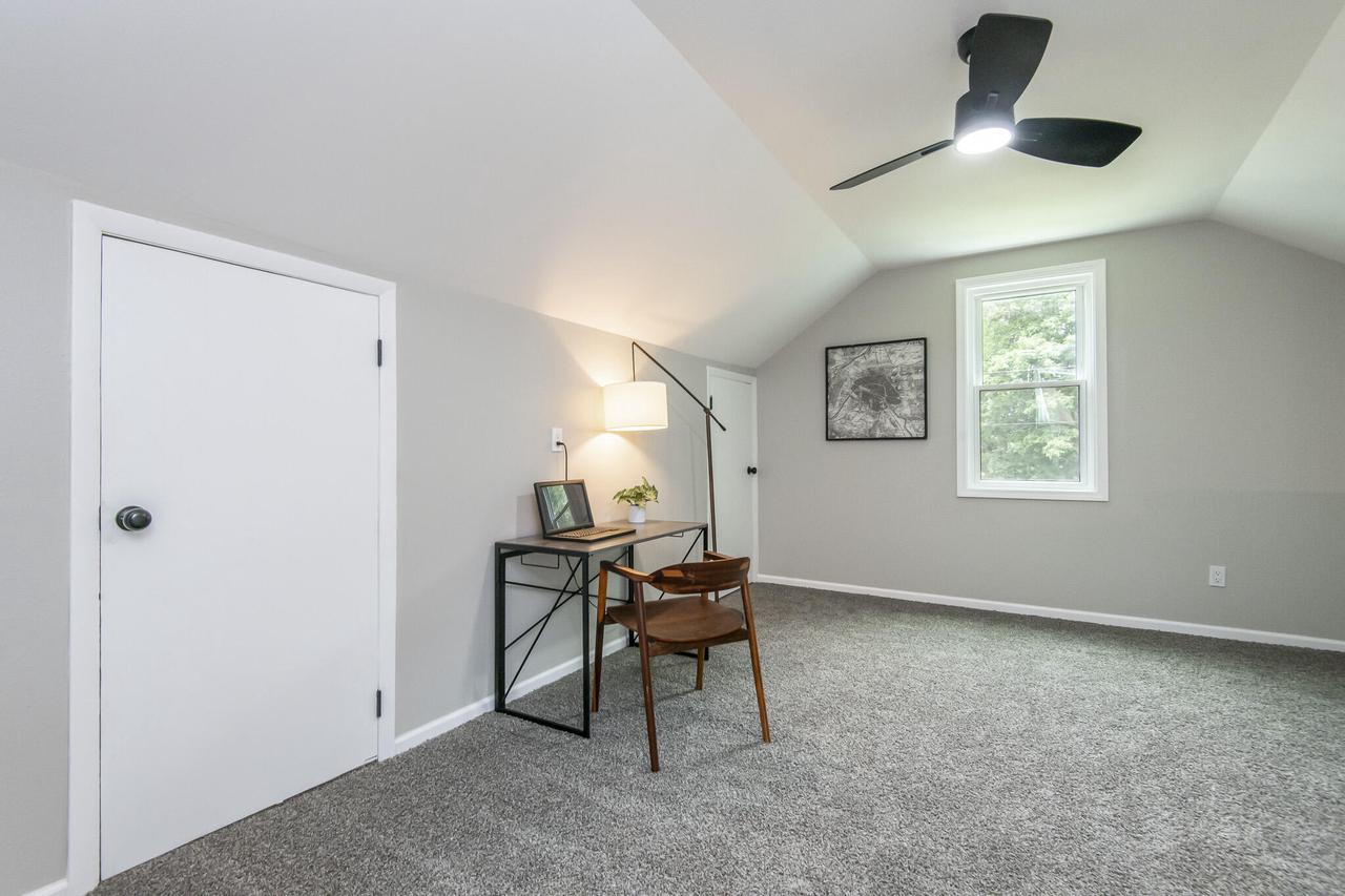 W264N2847 Prospect AVENUE