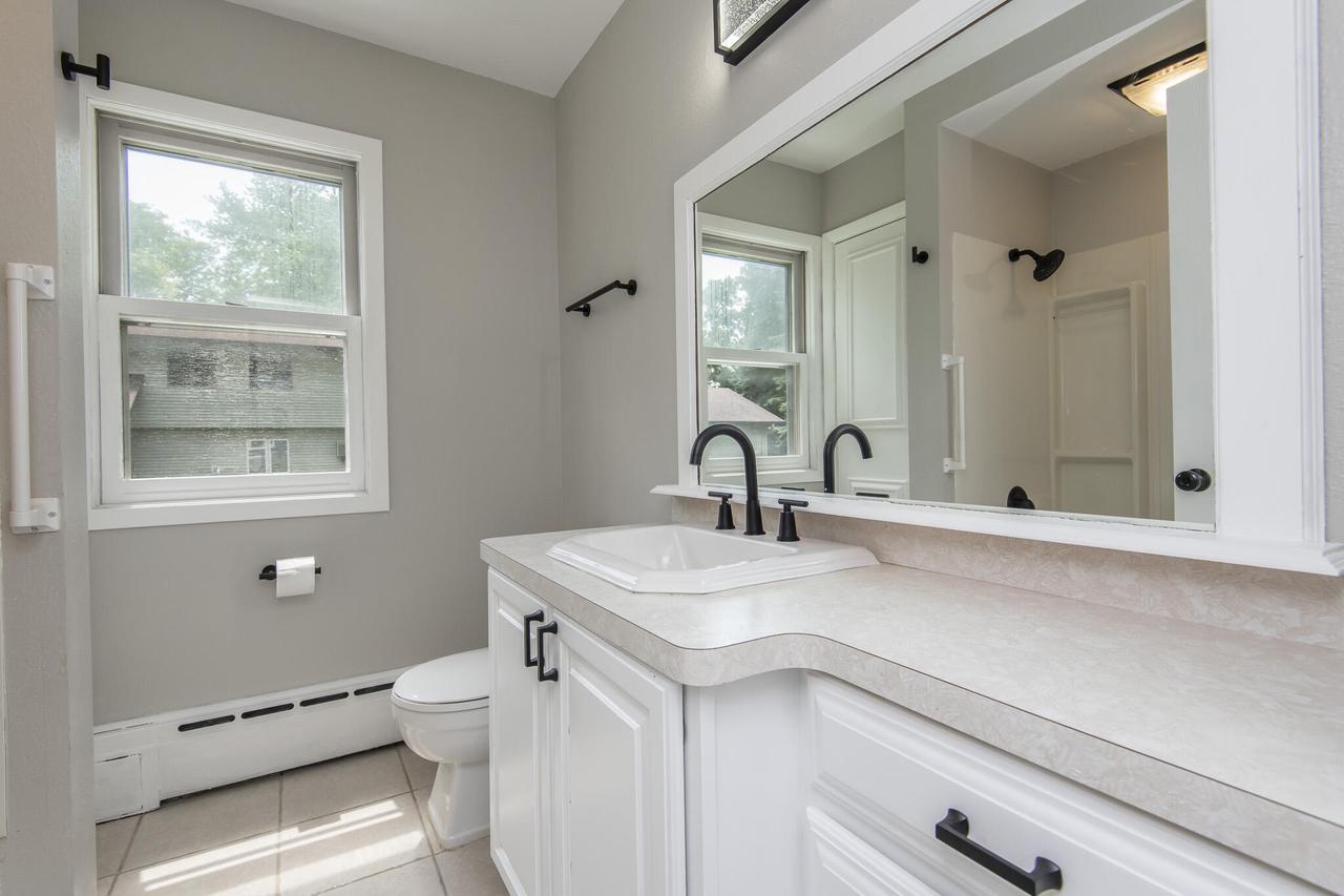 W264N2847 Prospect AVENUE