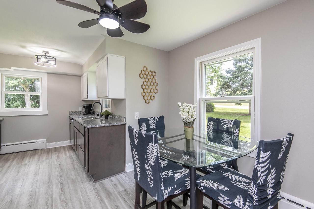 W264N2847 Prospect AVENUE