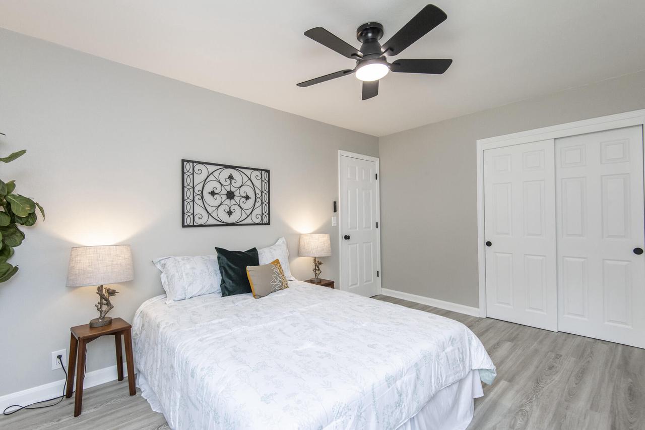 W264N2847 Prospect AVENUE