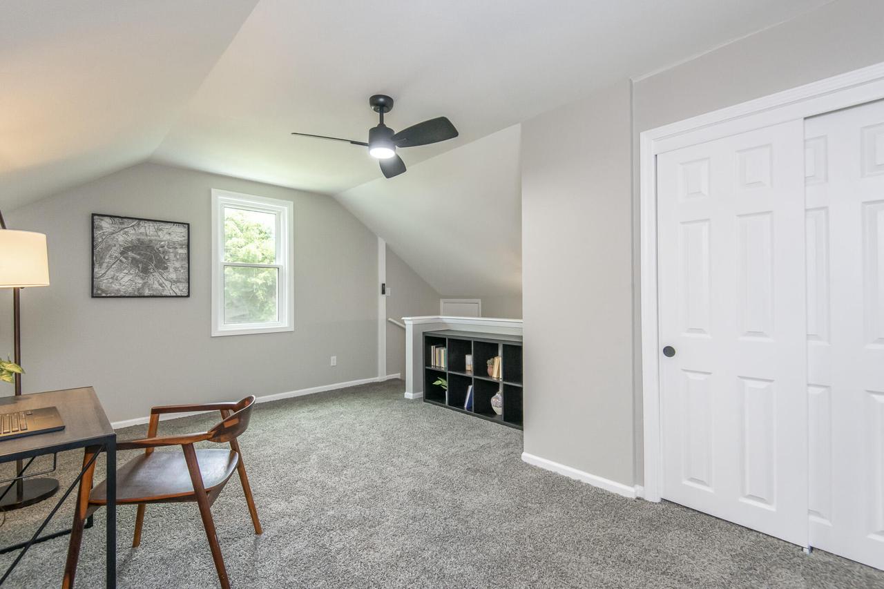 W264N2847 Prospect AVENUE