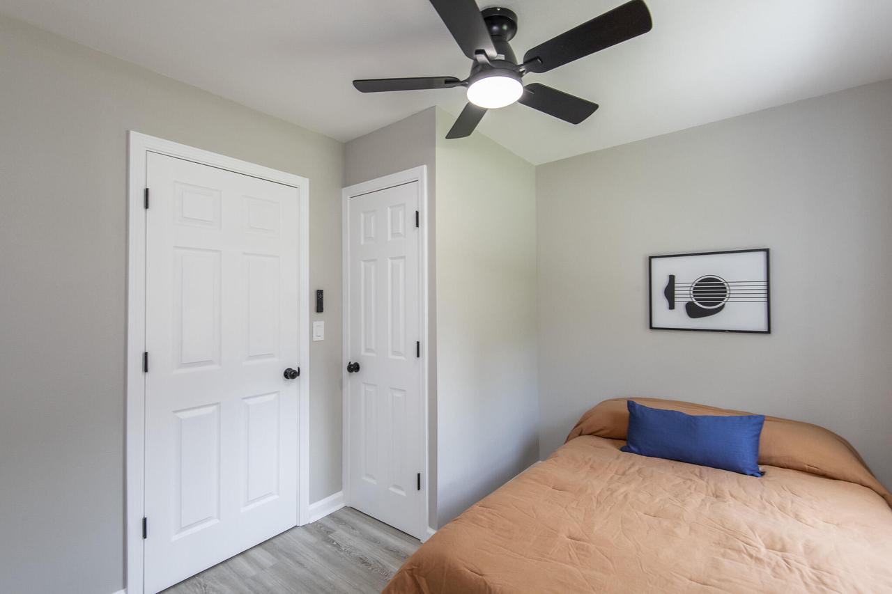 W264N2847 Prospect AVENUE